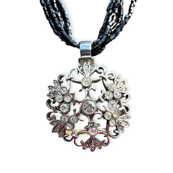 Vintage Premier Designs Holiday Seed Bead Rhinestone Holiday Snowflake Necklace - Picture 2 of 2